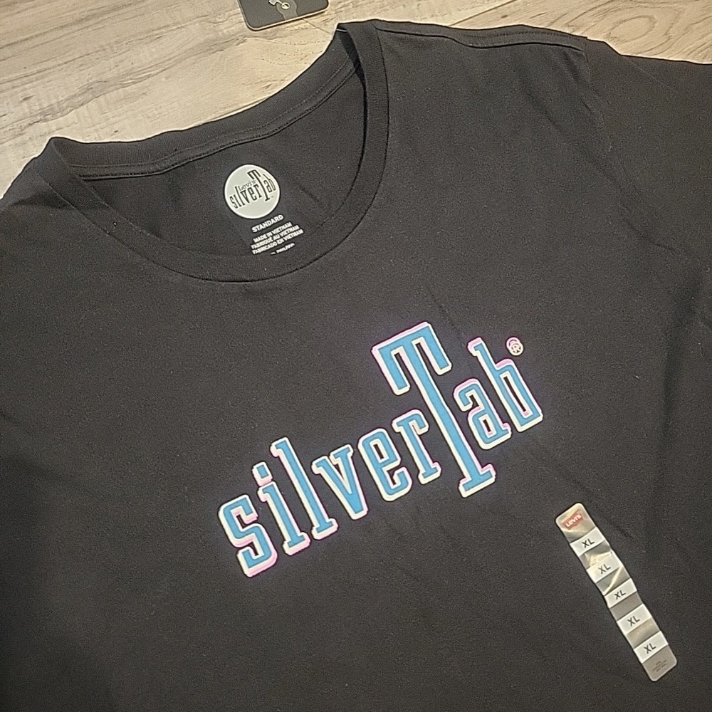 Levi's Silvertab T-Shirt‎ Adult XL Black Crewneck Tee Y2K NWT NEW